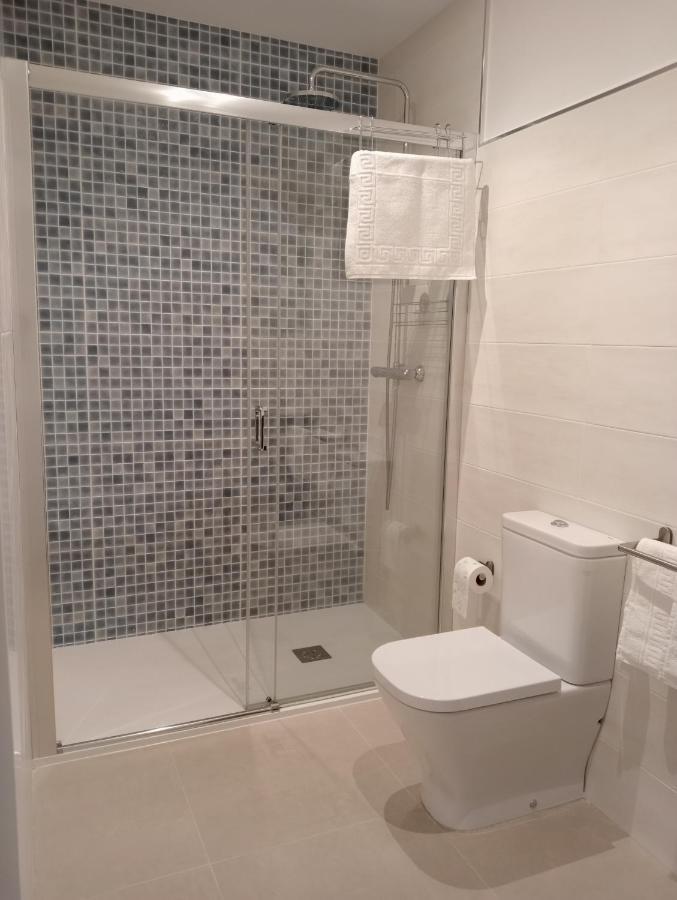 Apartamentos Tras Dos Fornos Chantada Exteriör bild
